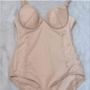 Maidenform Nude shaping  Bodysuit 34C